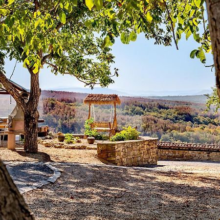 Complex Arbanashki Style-Panoramic View With Summer And Winter Terrace, Jacuzzi, Sauna, Children'S And Adult Area With Cinema Summer Arbanasi Bagian luar foto