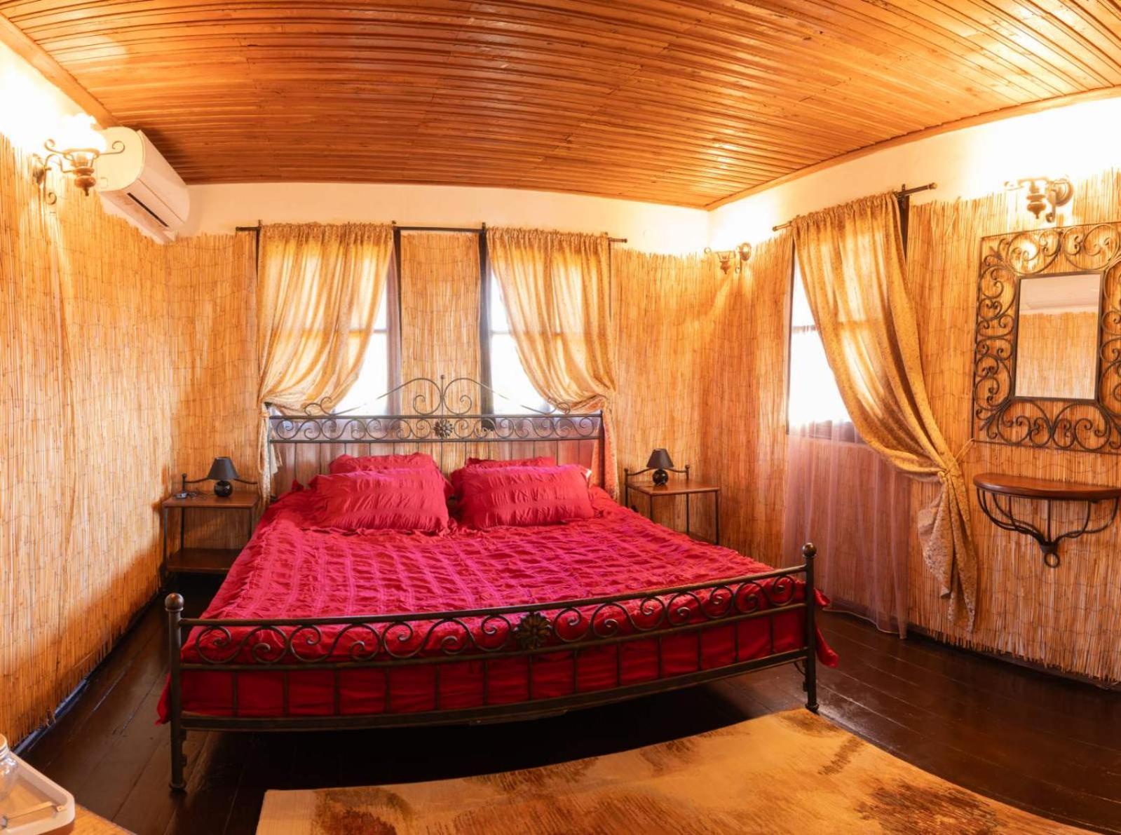 Complex Arbanashki Style-Panoramic View With Summer And Winter Terrace, Jacuzzi, Sauna, Children'S And Adult Area With Cinema Summer Arbanasi Bagian luar foto